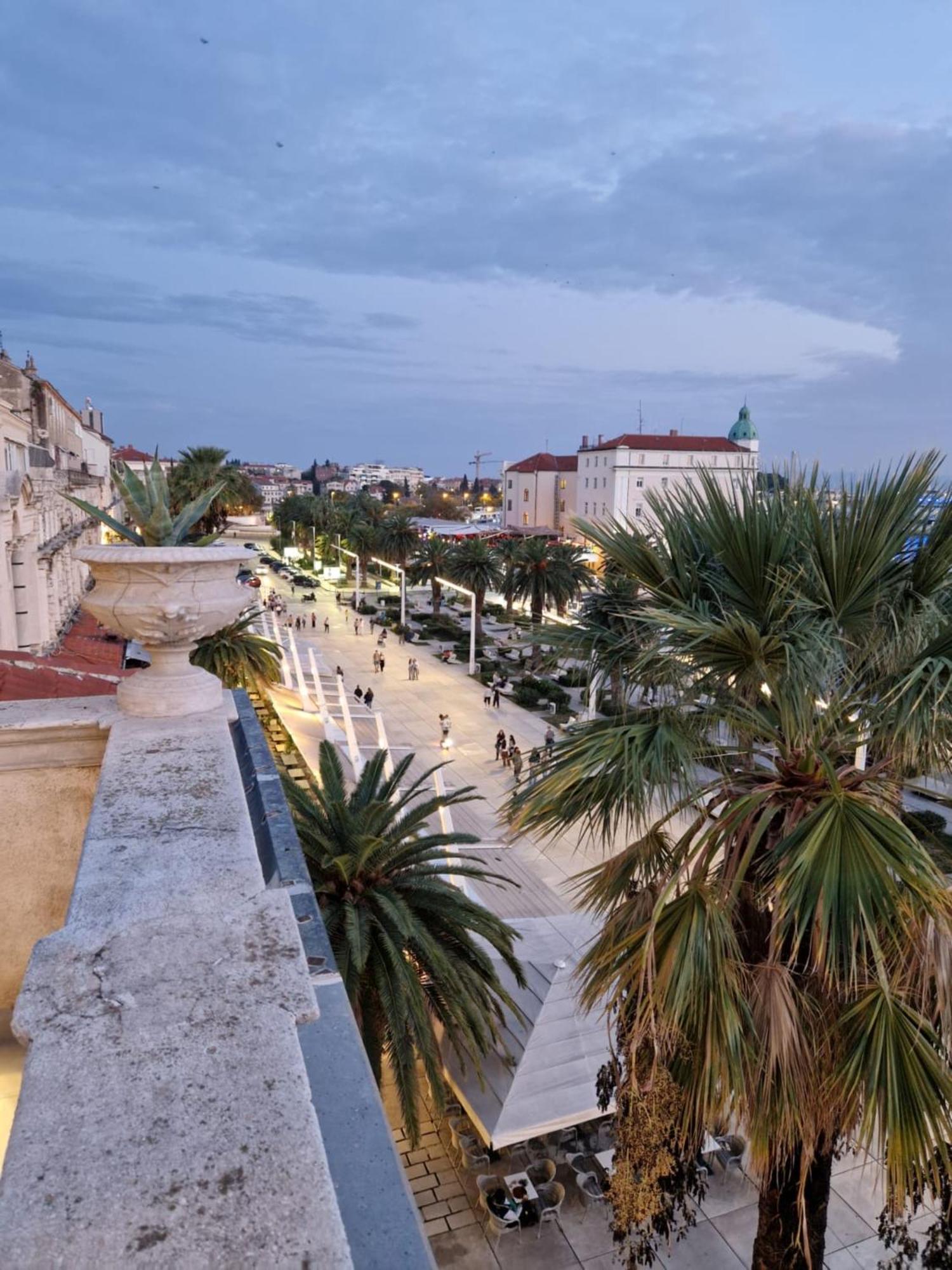 Riva Luxury Suites Spalato Esterno foto