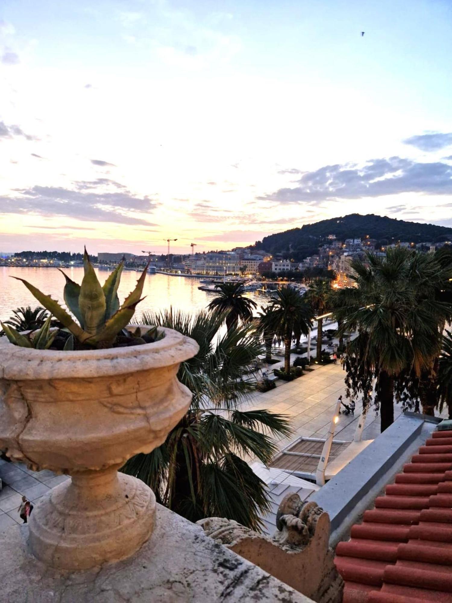 Riva Luxury Suites Spalato Esterno foto
