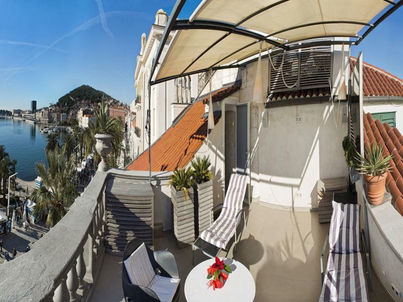 Riva Luxury Suites Spalato Esterno foto